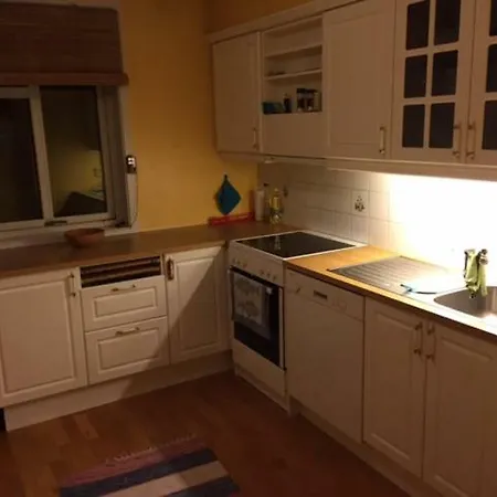 Benhome Apartment
