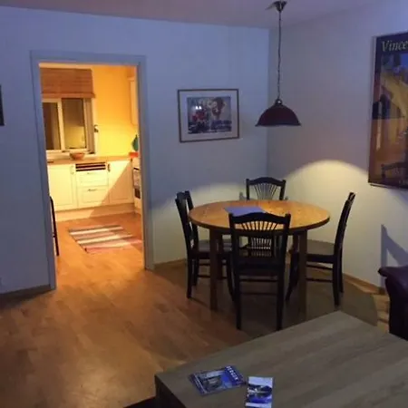 Benhome Apartment *